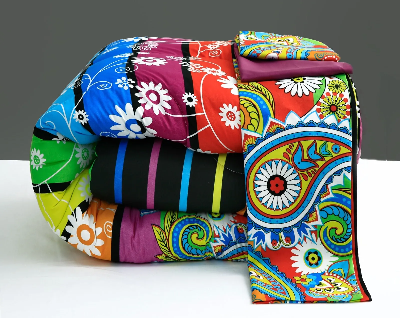 1PC Double Winter Comforter-14937Multi Flowers