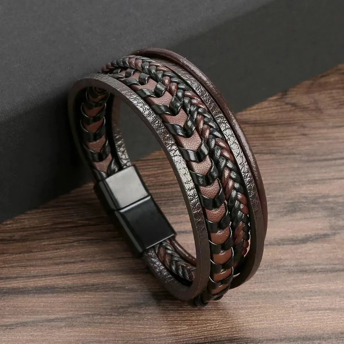 Multi Layer Vintage Leather Braided Rope Bracelets for Men Alloy Magnetic Buckle High Quality Fashion Accessory