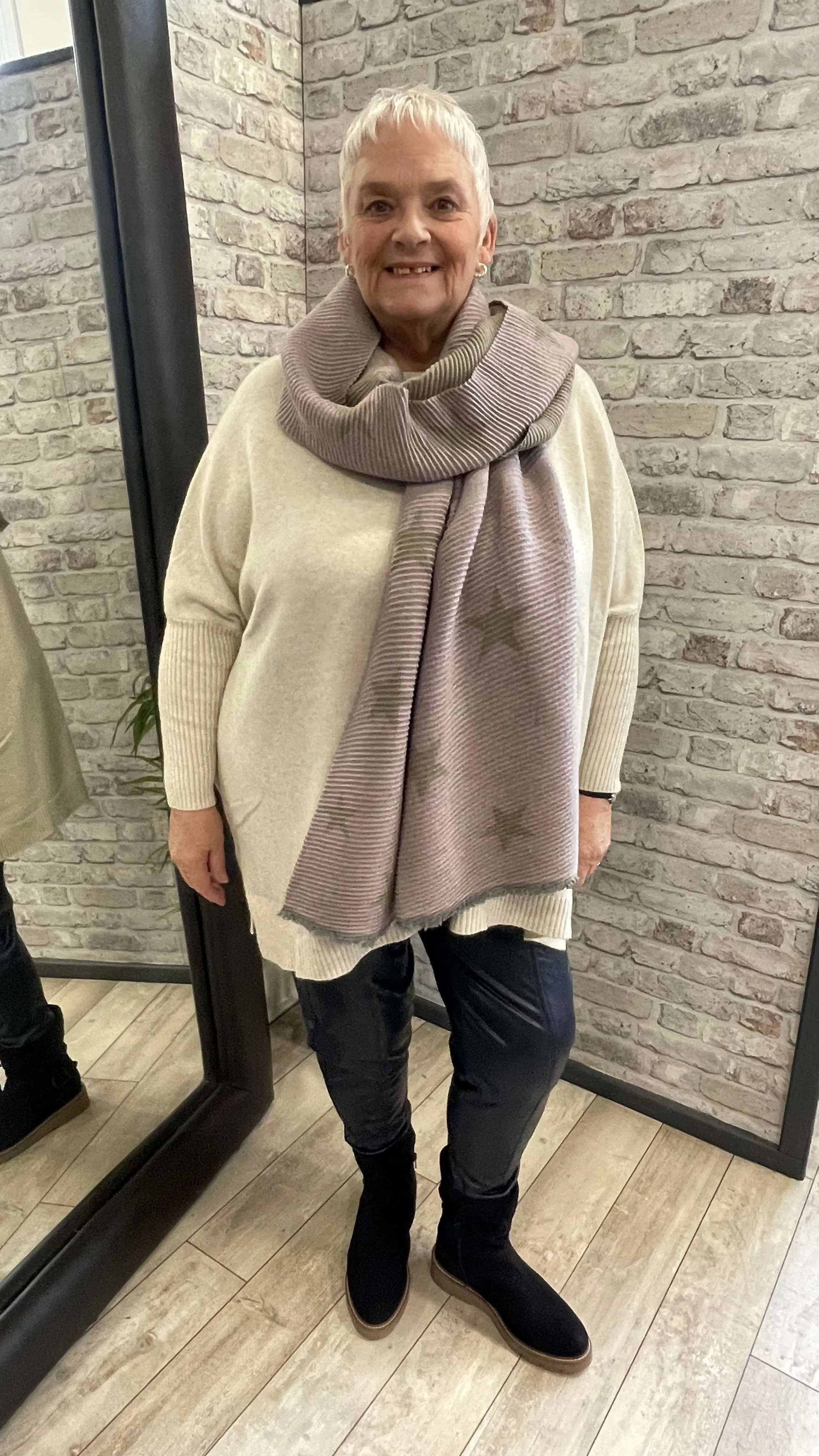 Pleated Star Scarf