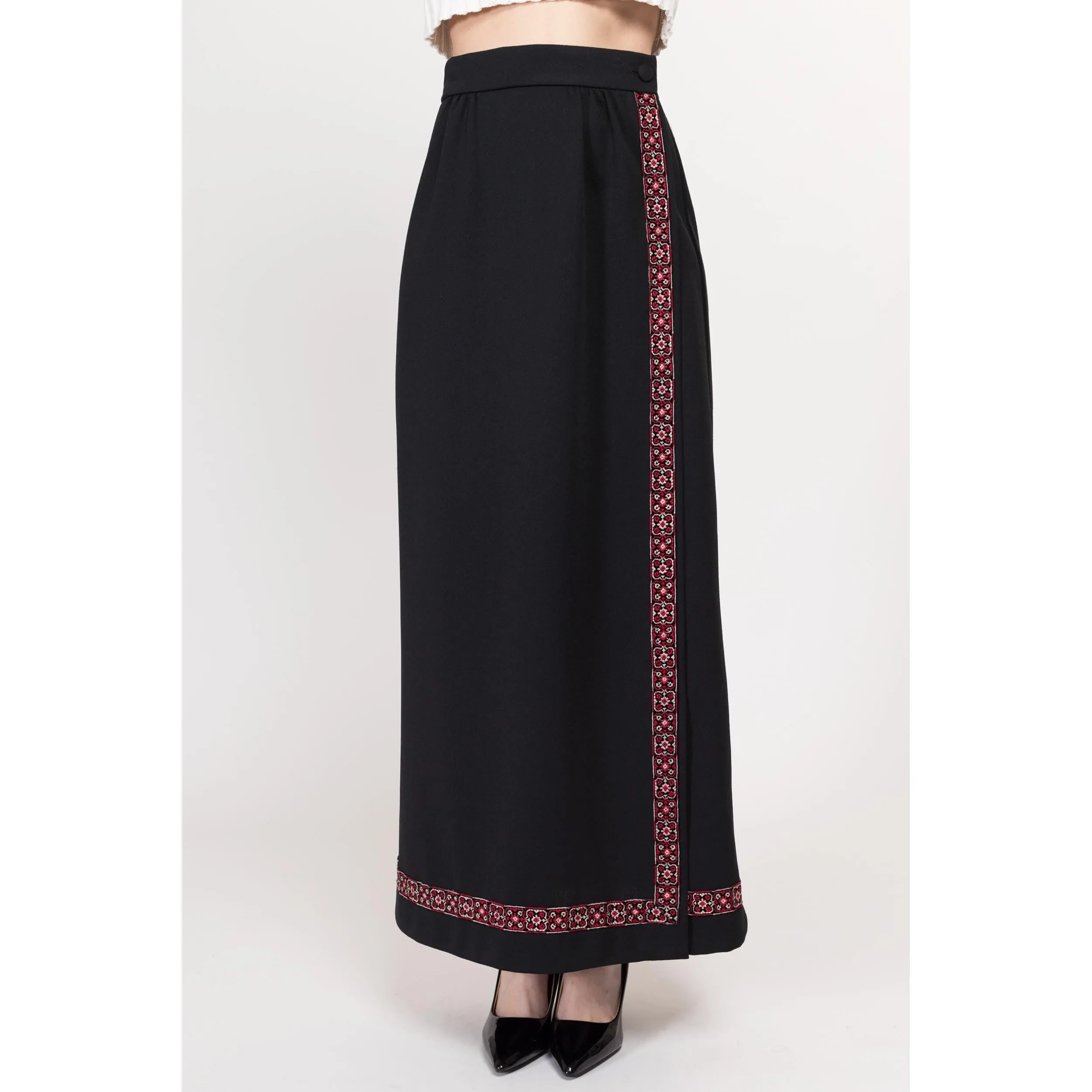 Small 70s Black Embroidered Maxi Wrap Skirt 26.5"