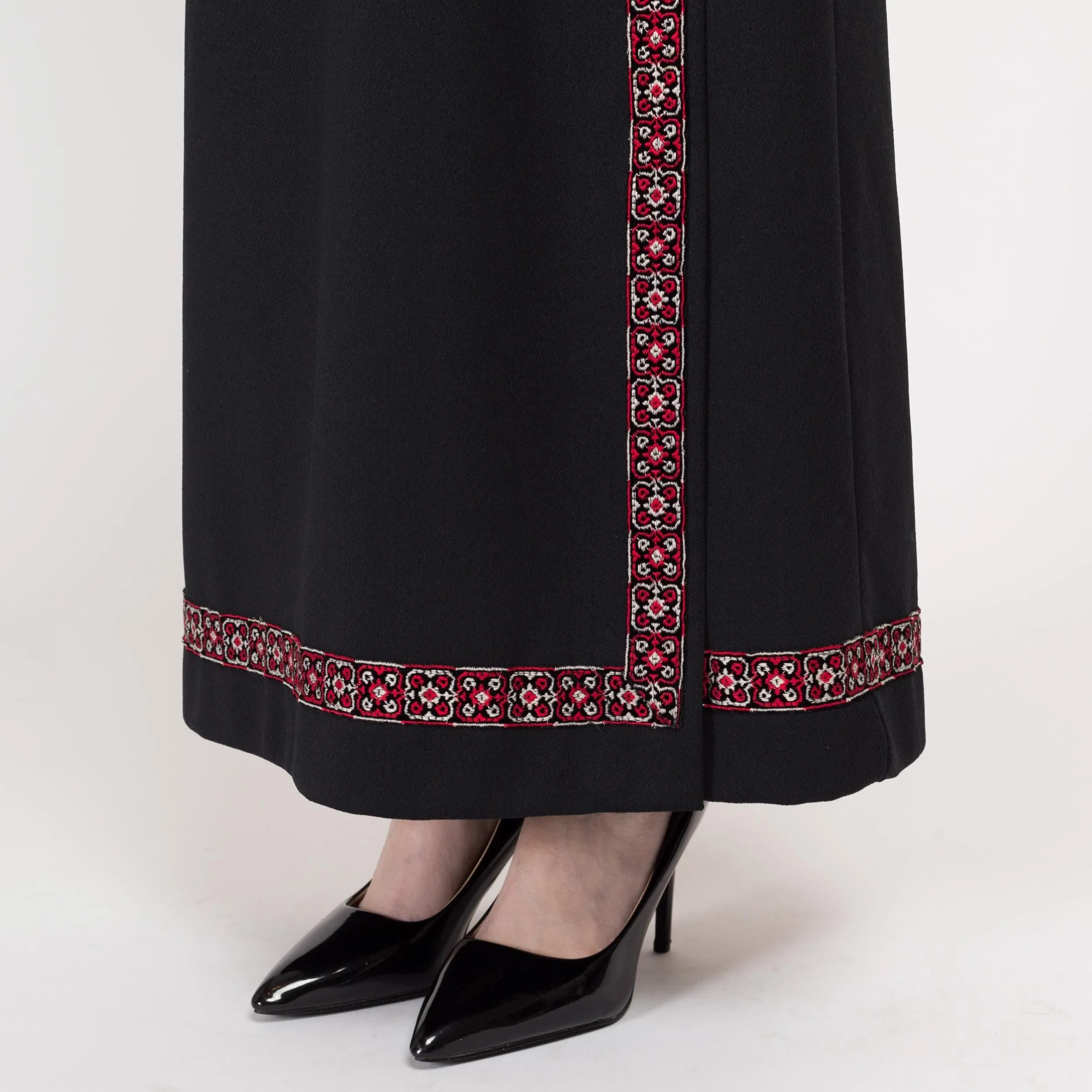 Small 70s Black Embroidered Maxi Wrap Skirt 26.5"