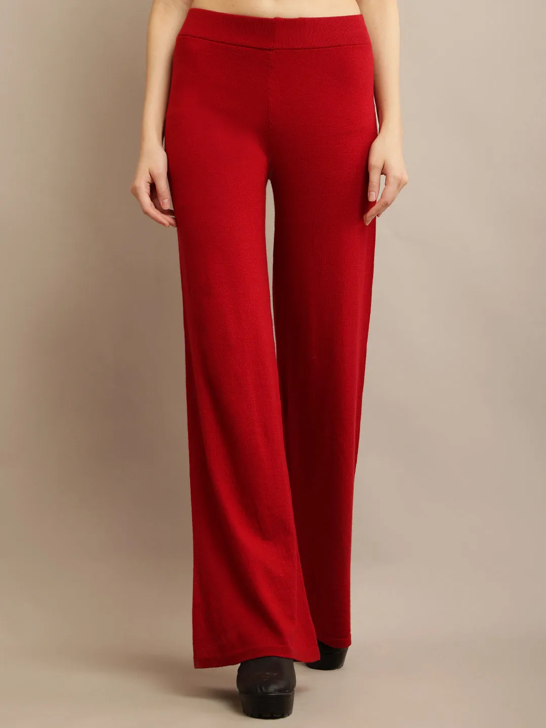 Women Solid Flared Pants